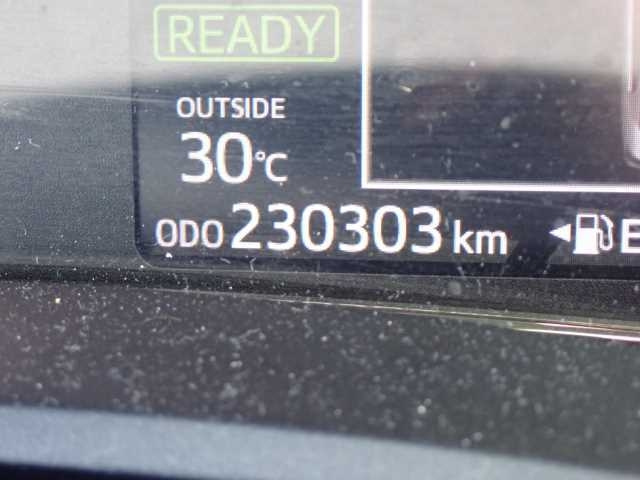 TOYOTA COROLLA AXIO 2016