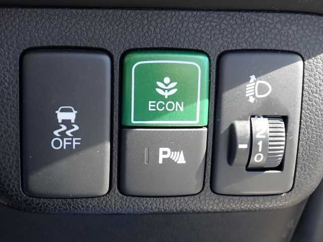 HONDA FIT SHUTTLE 2014