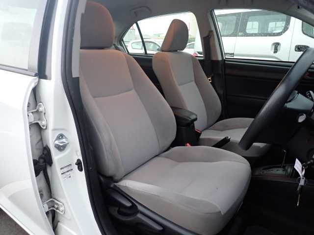 TOYOTA COROLLA AXIO 2017