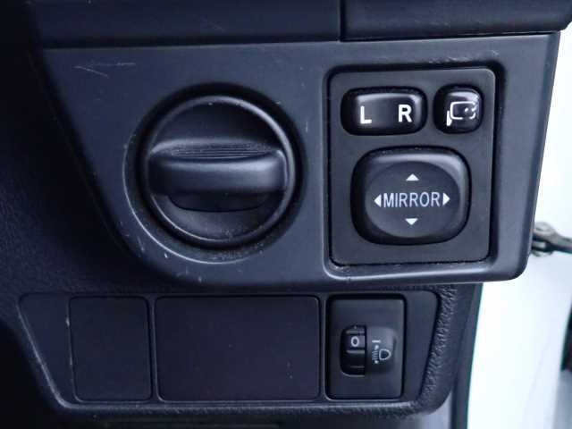 TOYOTA COROLLA AXIO 2017