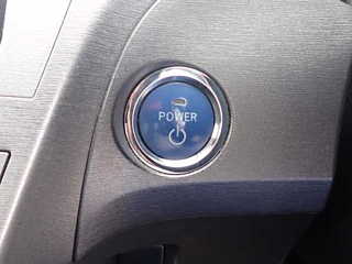 TOYOTA PRIUS 2015