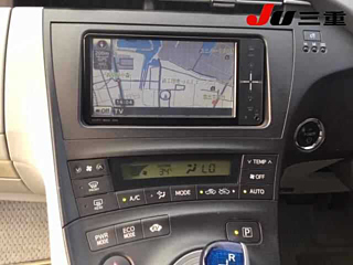 TOYOTA PRIUS 2010