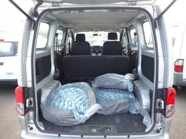 NISSAN NV200 2019