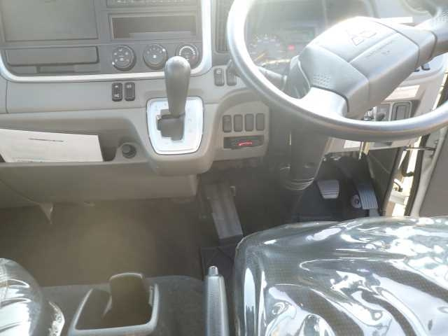 MITSUBISHI CANTER 2020