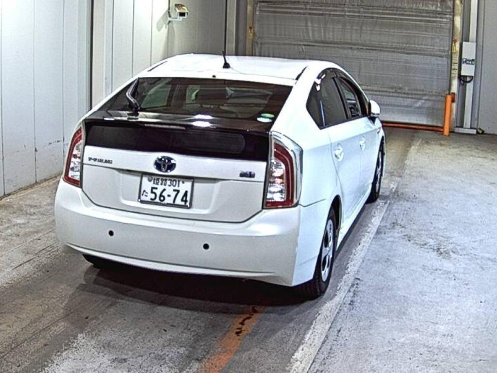 TOYOTA PRIUS 2013
