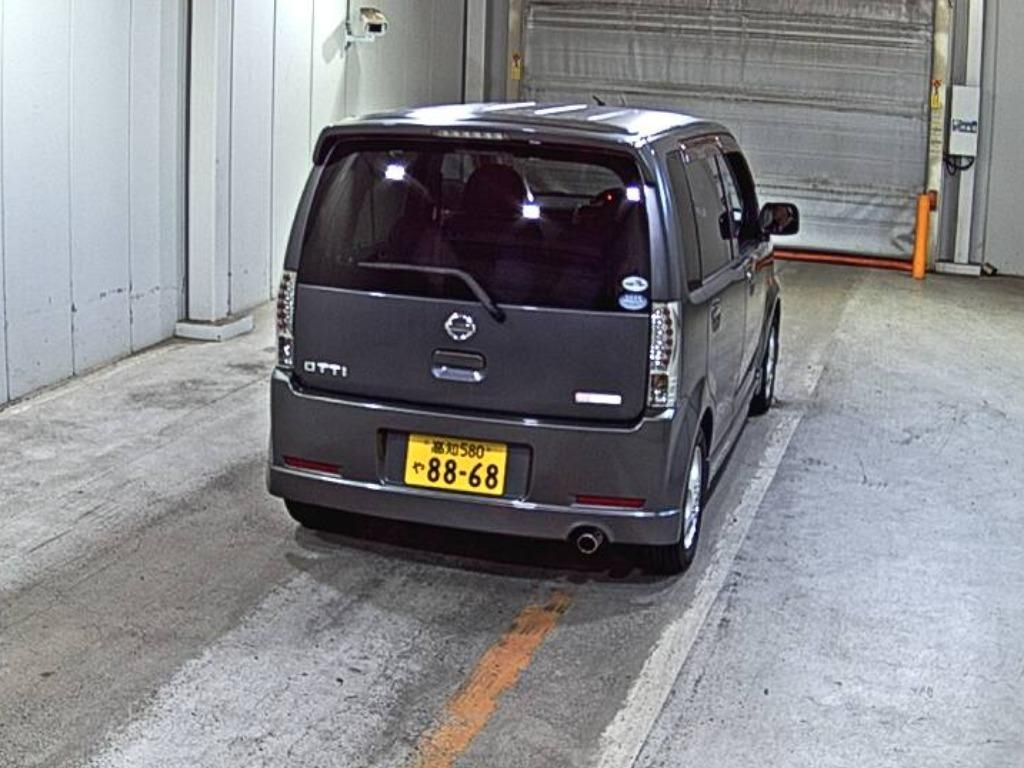 NISSAN OTTI 2009