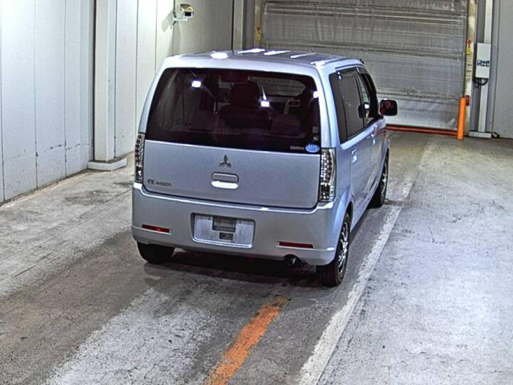 MITSUBISHI EK WAGON 2010