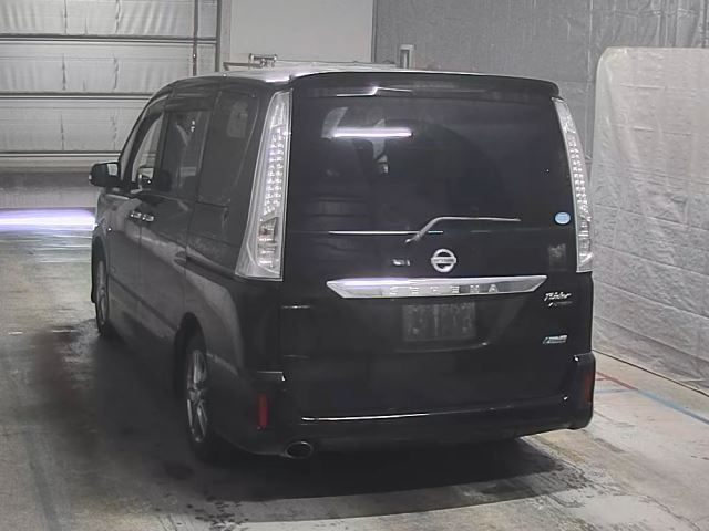 NISSAN SERENA 2013