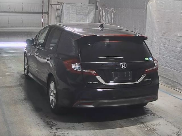 HONDA JADE 2015