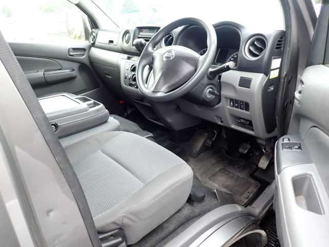 NISSAN CARAVAN VAN 2015