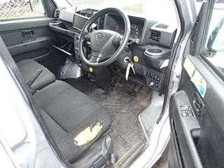 DAIHATSU HIJET VAN 2019