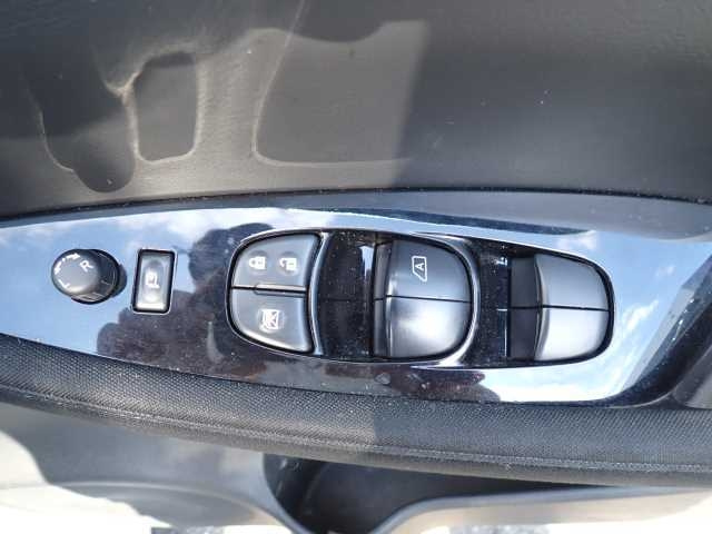 NISSAN LEAF 2018