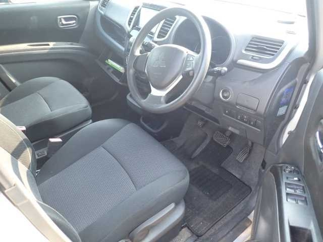 MITSUBISHI DELICA D2 2015