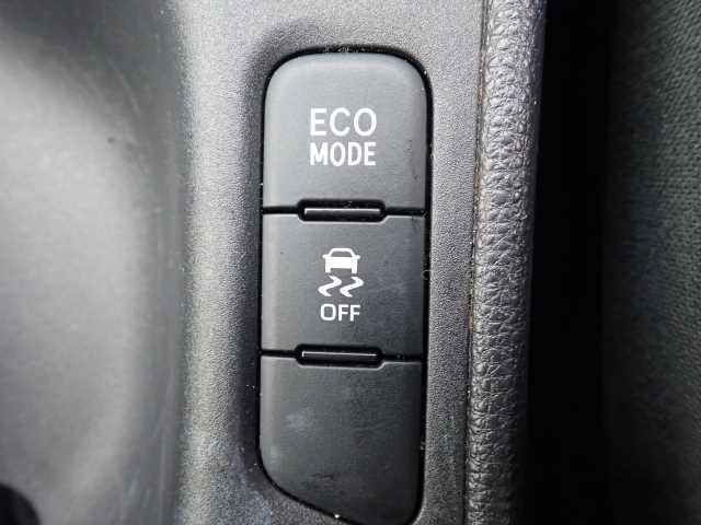 TOYOTA YARIS 2020