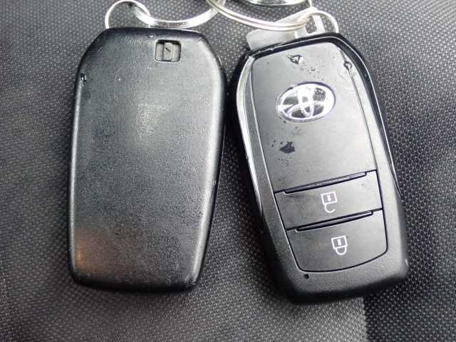 TOYOTA YARIS 2020