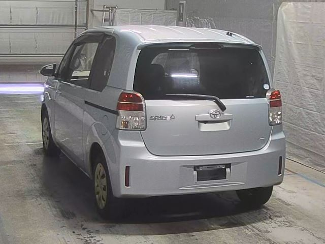 TOYOTA SPADE 2015
