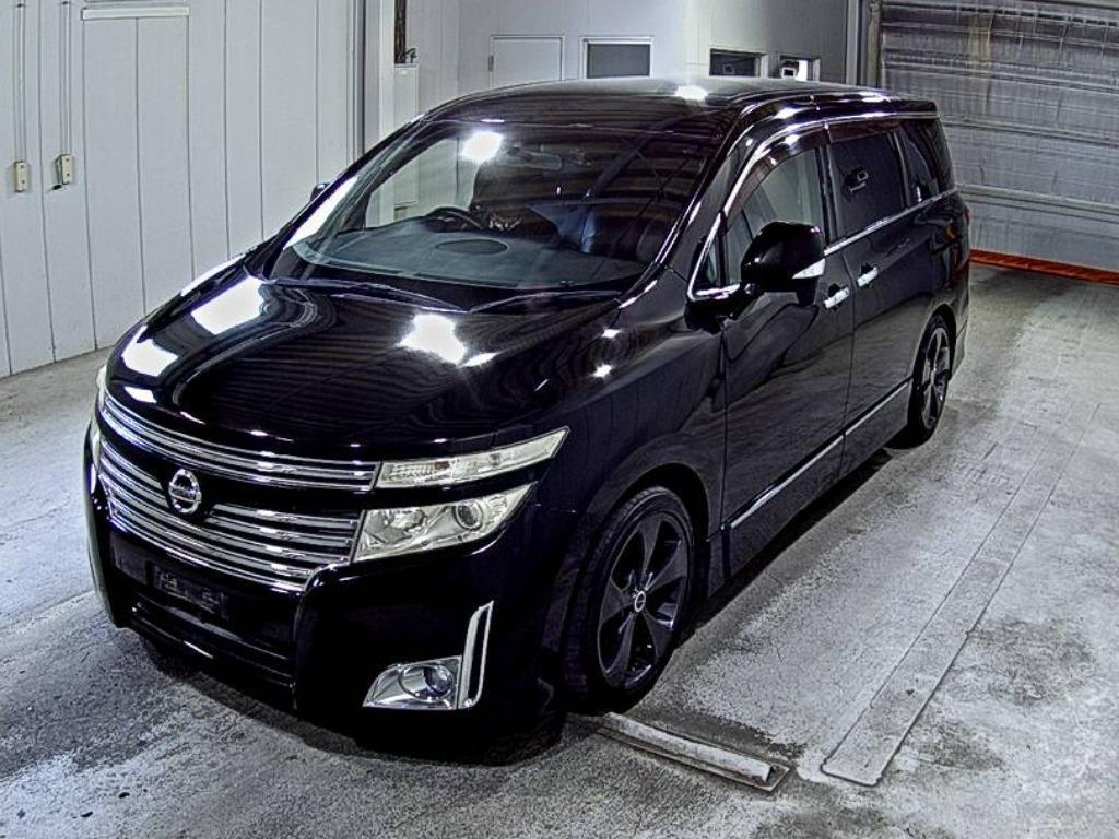 NISSAN ELGRAND 2010
