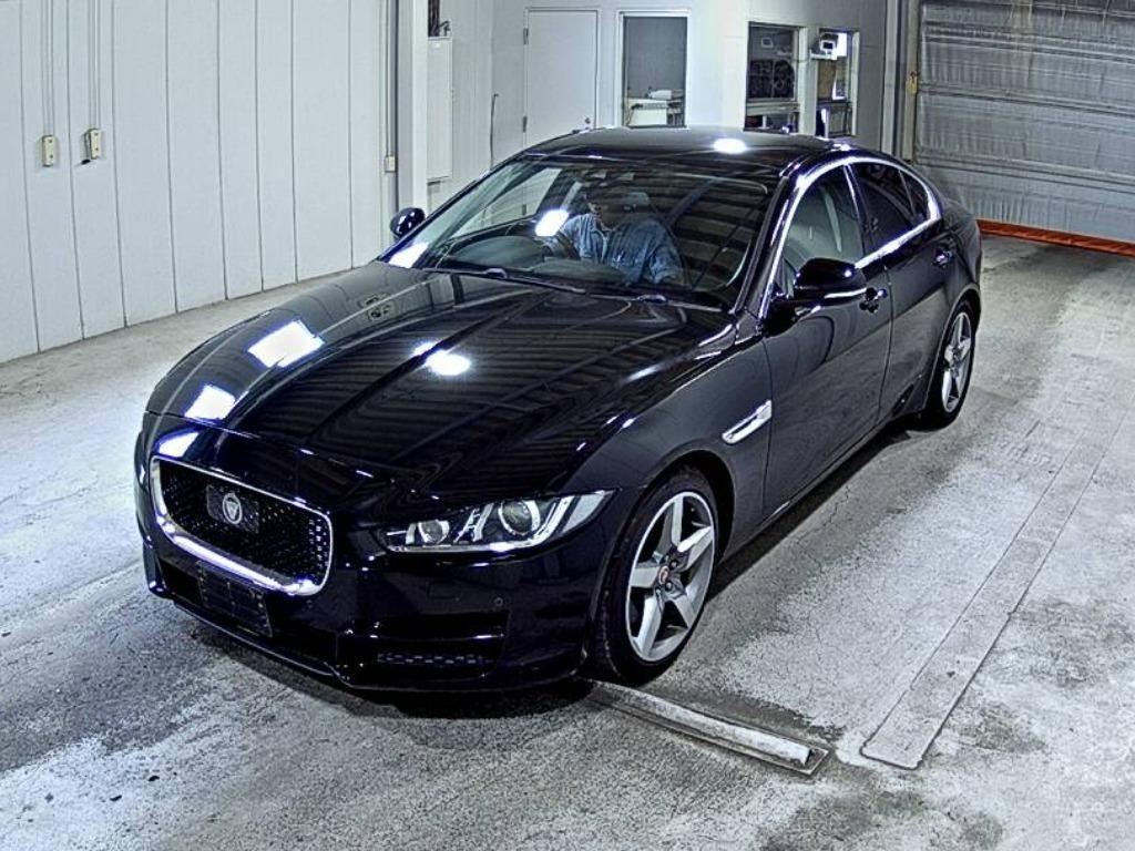 JAGUAR XE 2016