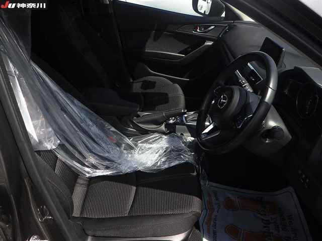 MAZDA AXELA 2018