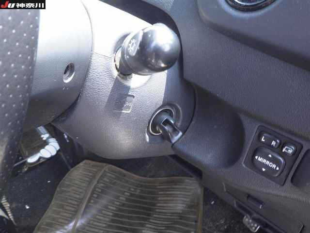 TOYOTA BB 2010