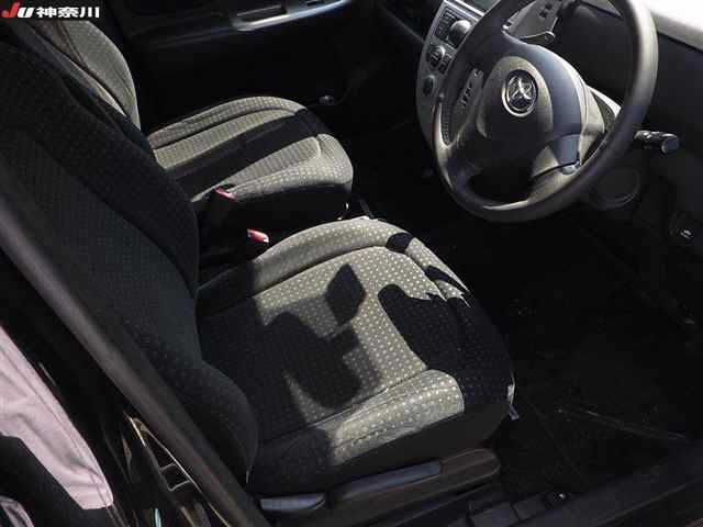 TOYOTA RACTIS 2009