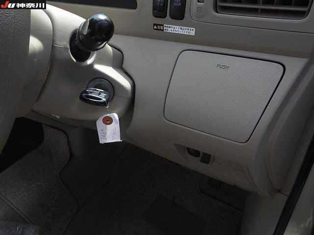 TOYOTA RAUM 2010
