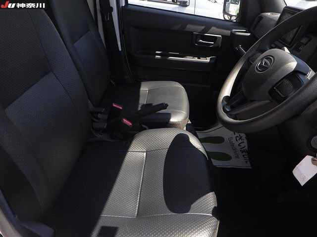 DAIHATSU HIJET VAN 2024