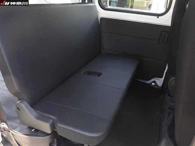 DAIHATSU HIJET VAN 2024