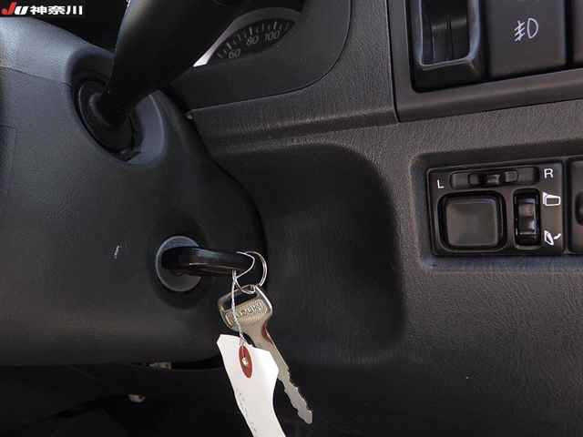 SUZUKI JIMNY SIERRA 2012