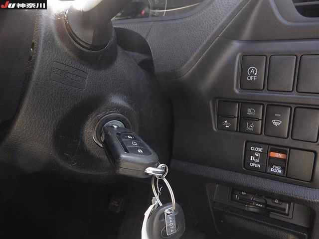 TOYOTA NOAH 2020