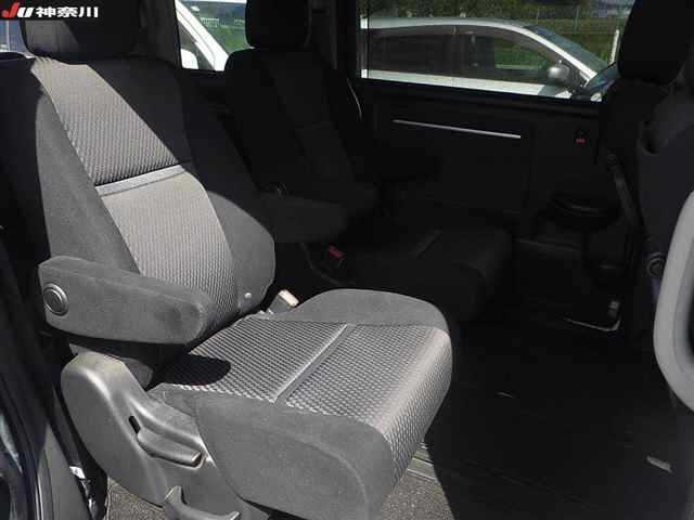 HONDA STEP WAGON 2015