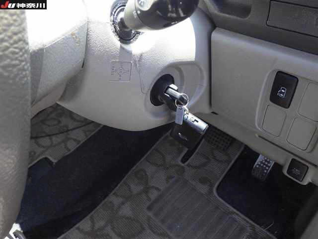 DAIHATSU TANTO 2009