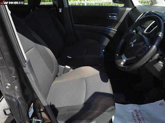 MITSUBISHI DELICA D2 2015