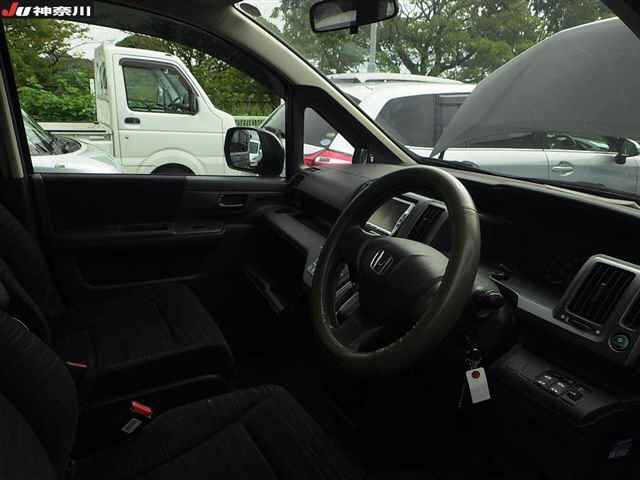 HONDA STEP WAGON 2010