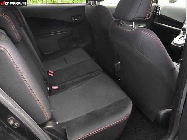 TOYOTA RACTIS 2012