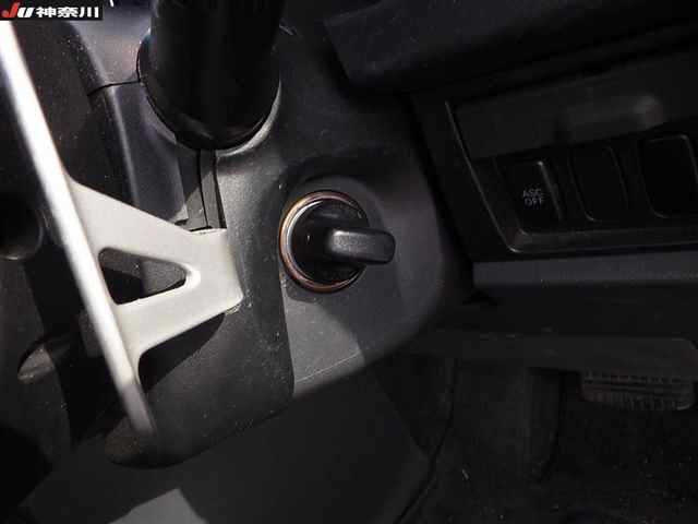 MITSUBISHI DELICA D5 2008