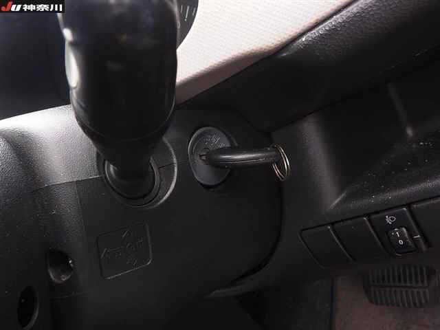 SUBARU R2 2010