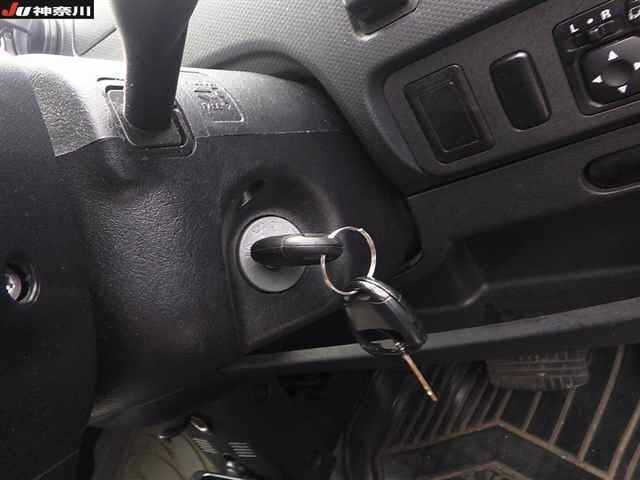NISSAN OTTI 2008