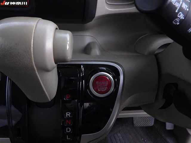 HONDA N BOX 2014