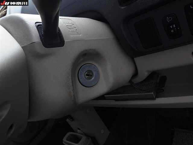 NISSAN OTTI 2009