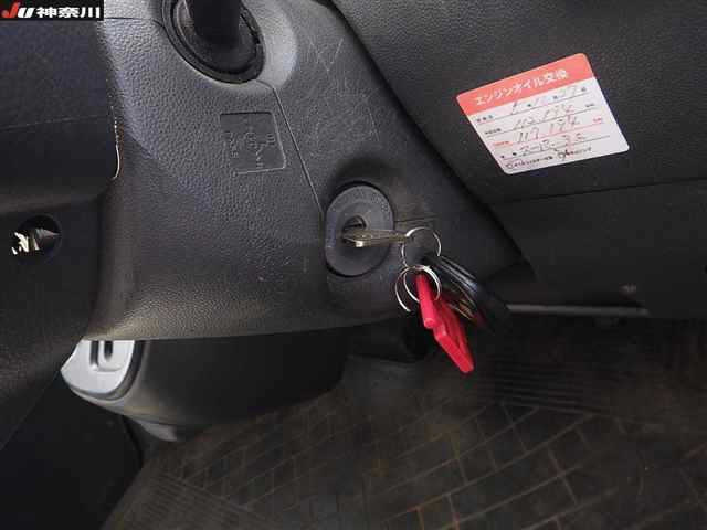 DAIHATSU HIJET VAN 2014