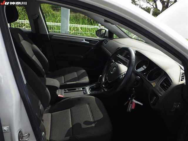VOLKSWAGEN GOLF 2015