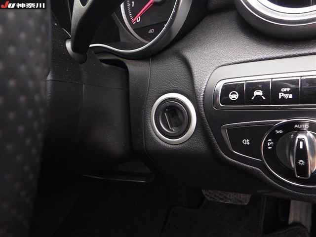 MERCEDES BENZ C CLASS 2014