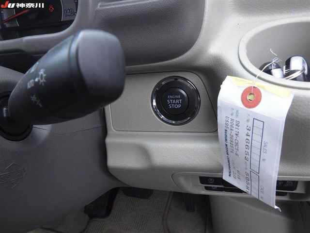 NISSAN CLIPPER RIO 2025