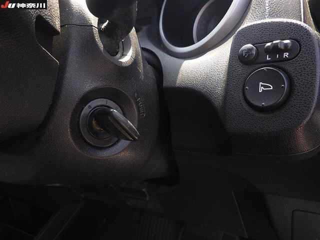 HONDA FIT 2010