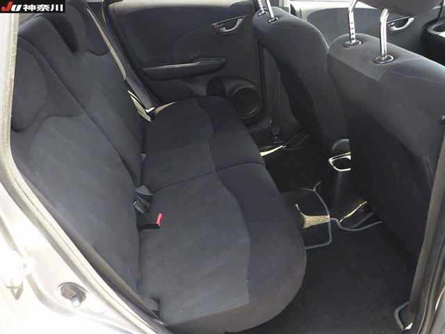 HONDA FIT 2010