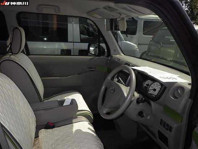 DAIHATSU MOVE CONTE 2014