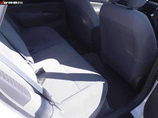 TOYOTA PRIUS 2010