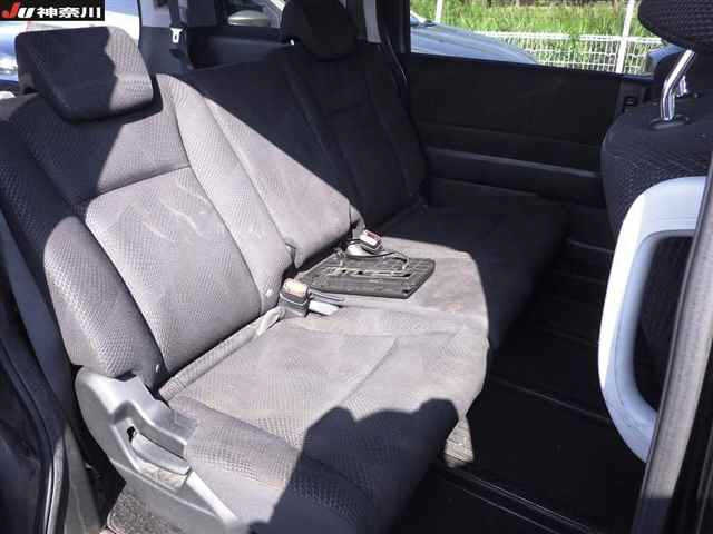 HONDA STEP WAGON 2011