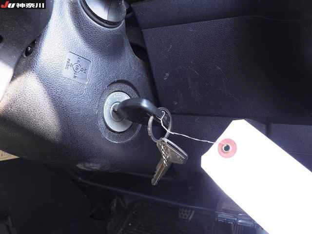 DAIHATSU HIJET VAN 2018